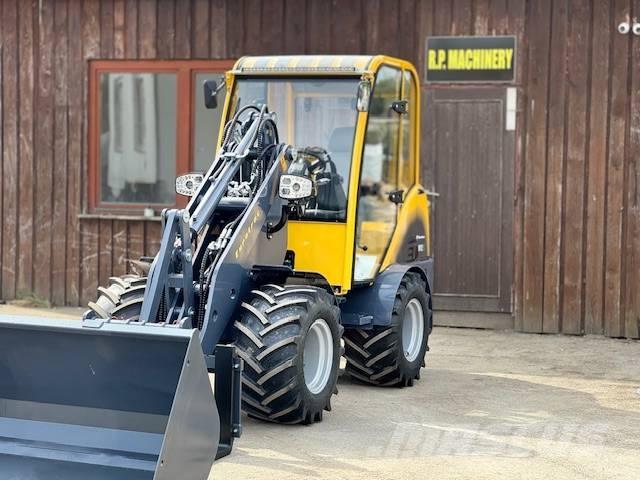 Eurotrac W12 Kolesni nakladalci