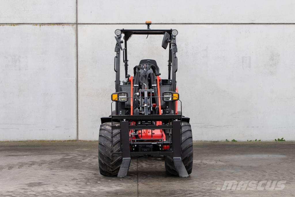 Manitou MLA 3-25 H Mini nakladalci
