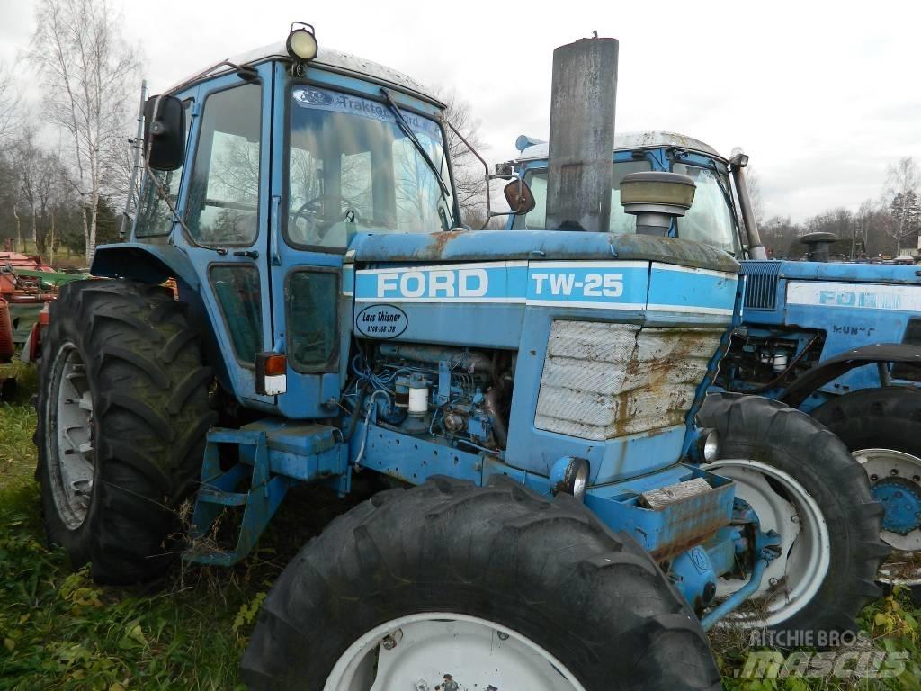 Ford TW 25 Traktorji