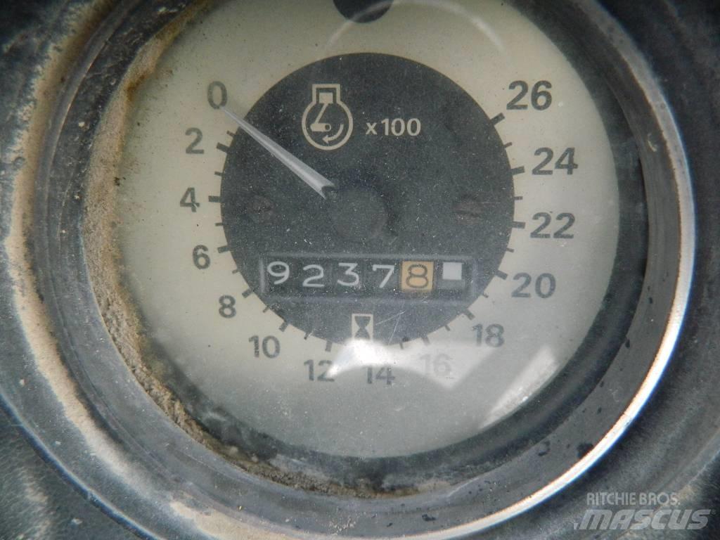 Ford TW 25 Traktorji