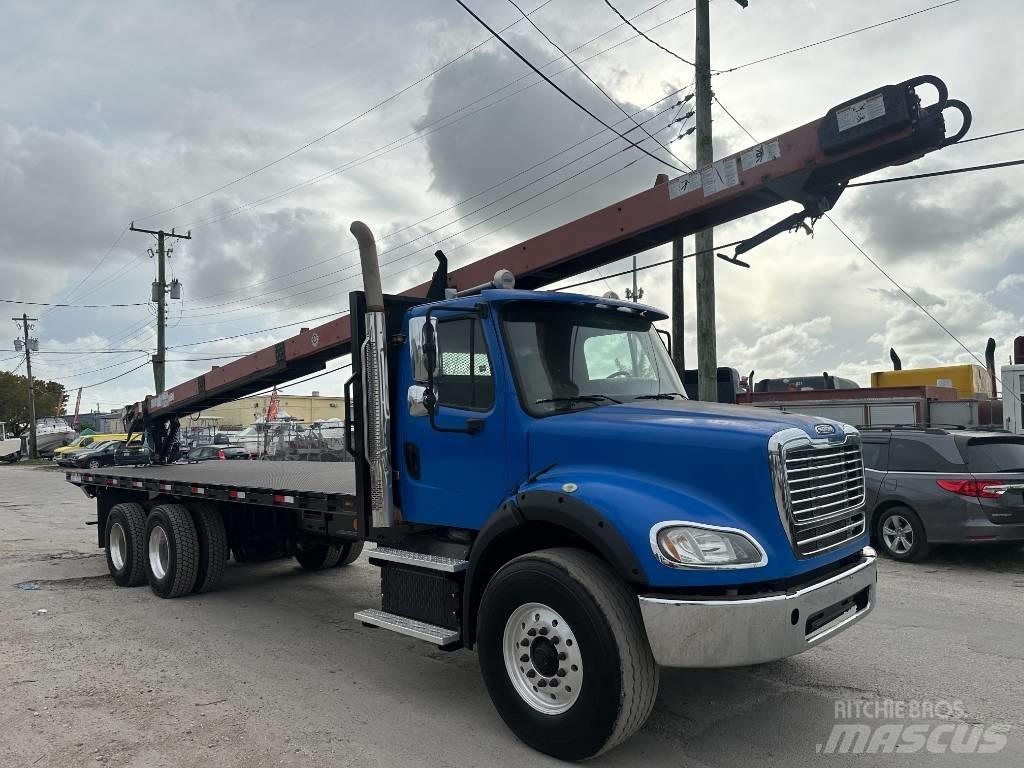 Freightliner M2 Tovornjaki s kesonom/platojem