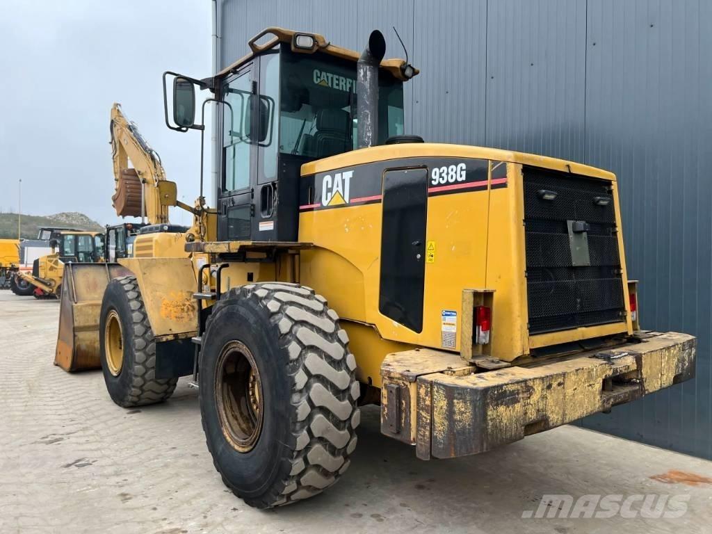 CAT 938G Kolesni nakladalci