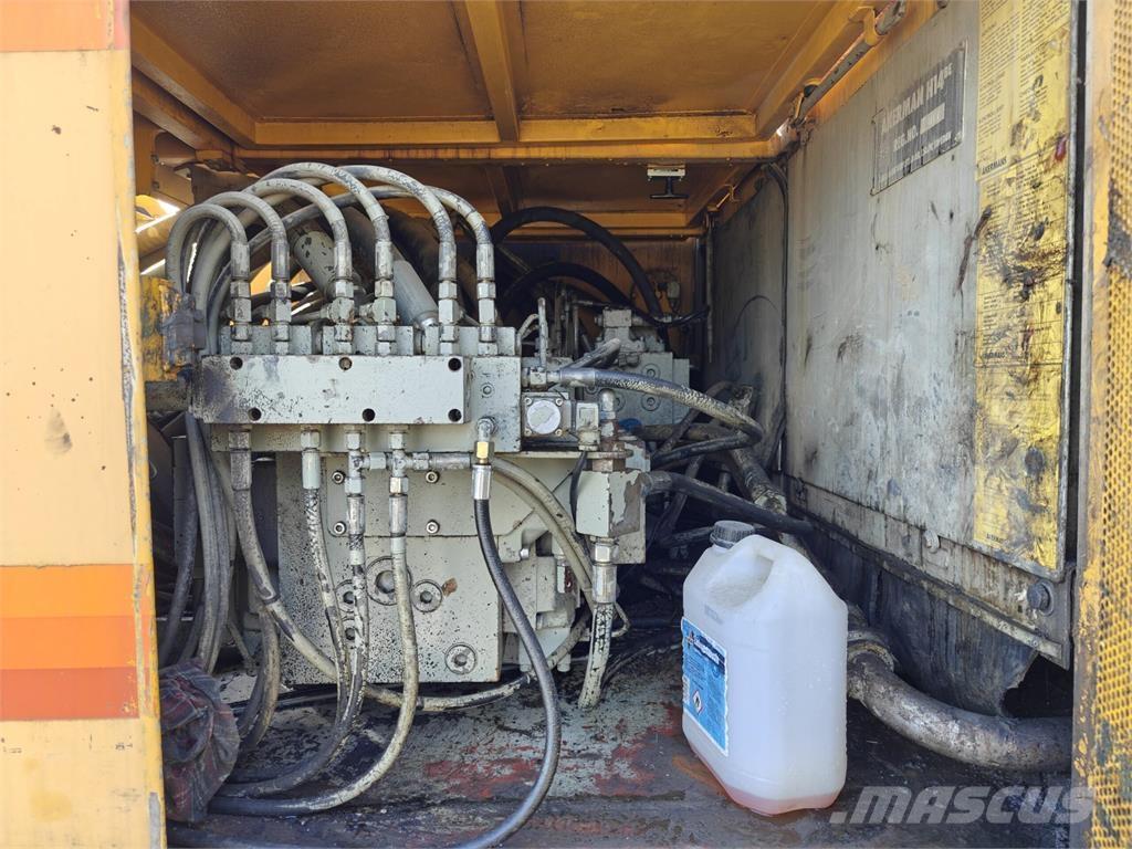 Åkerman H14BE Bagri goseničarji