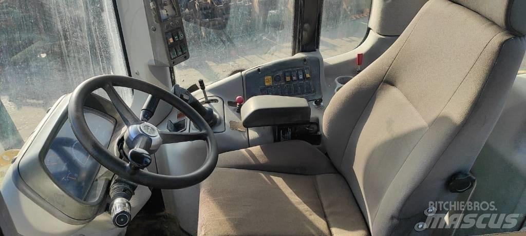 New Holland W 130 Kolesni nakladalci