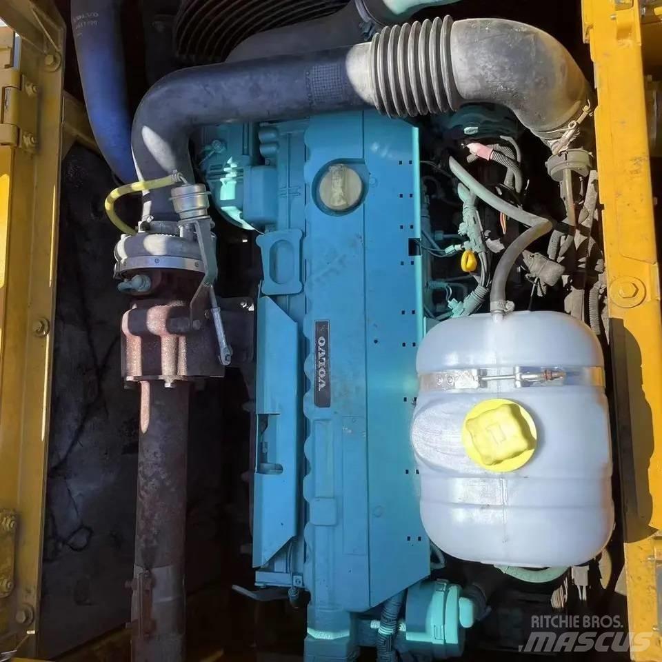 Volvo EC210B Bagri goseničarji