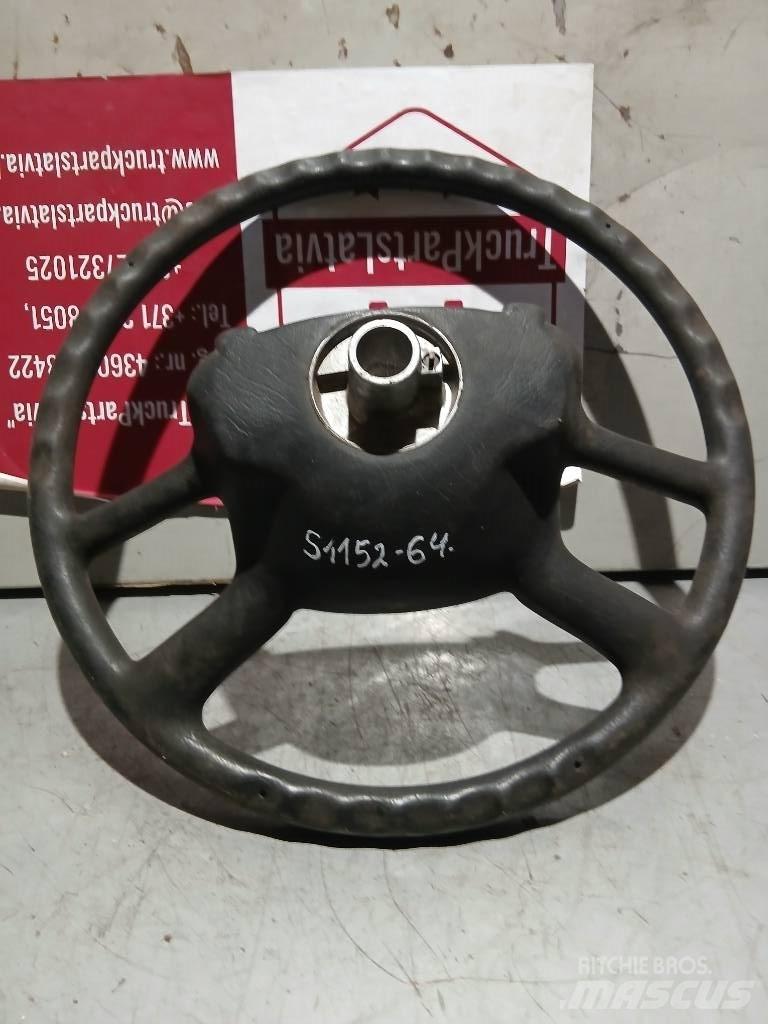 Scania R 440    1327026 Kabine in notranjost