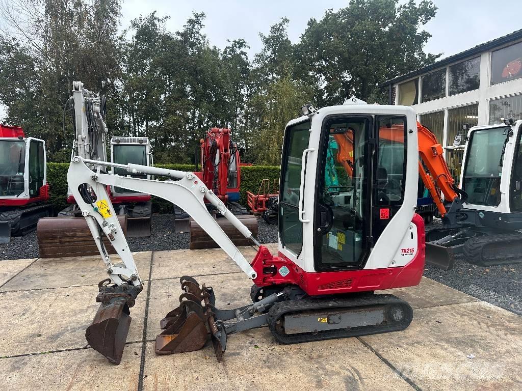 Takeuchi TB 216 Mini bagri <7t