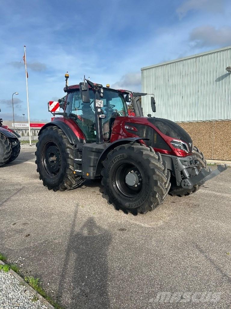 Valtra Q 305 Traktorji
