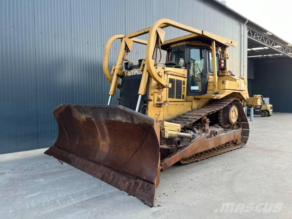 CAT D7H Buldožerji goseničarji