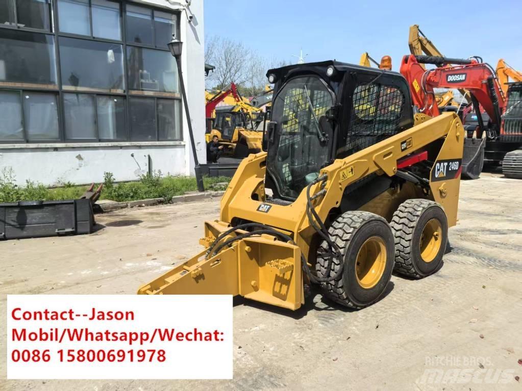 CAT 246 D Skid steer mini nakladalci