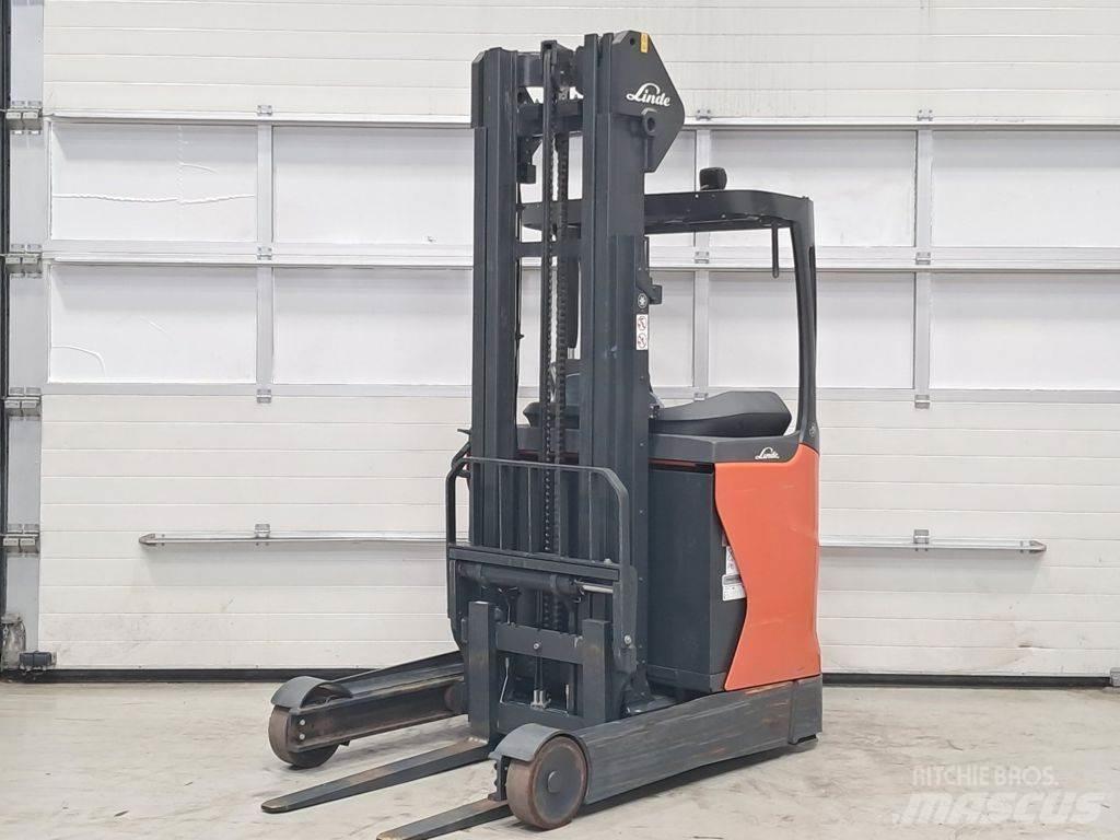 Linde R16-01 Viličarji s pomičnim teleskopom