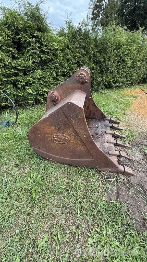 Doosan DX 225 Bagri goseničarji