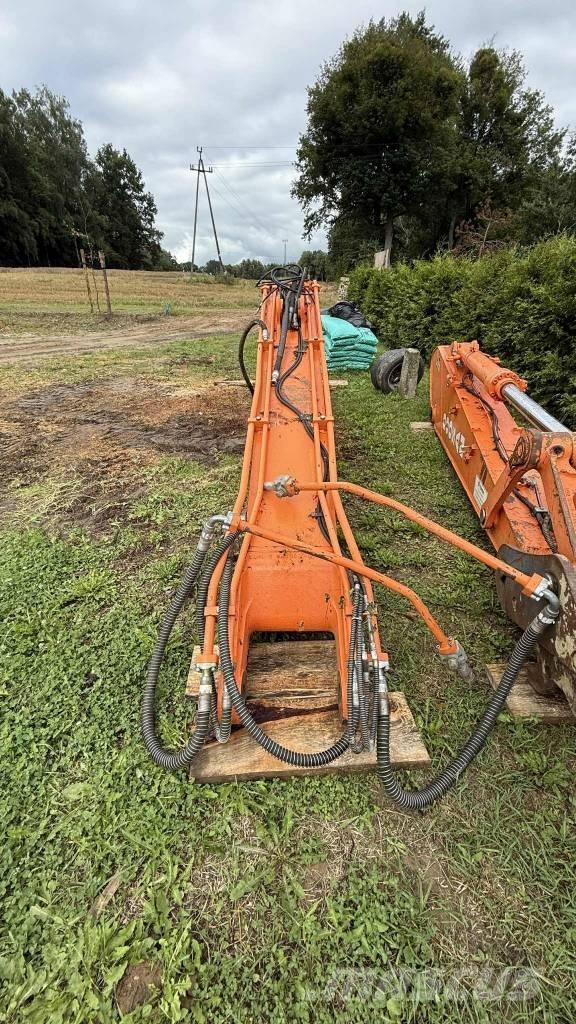 Doosan DX 225 Bagri goseničarji