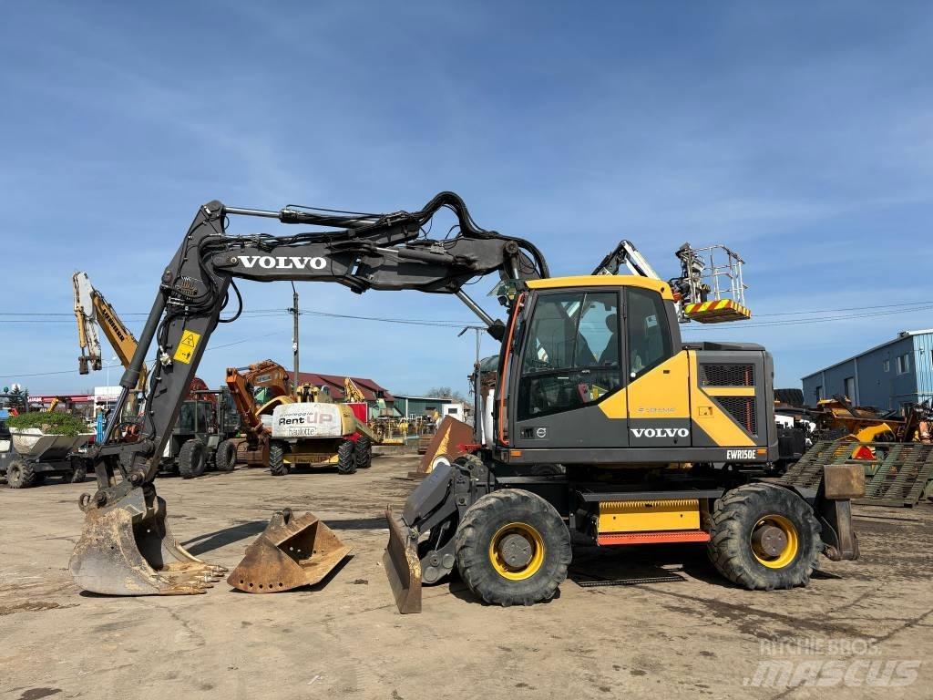 Volvo EW 150E Bagri na kolesih