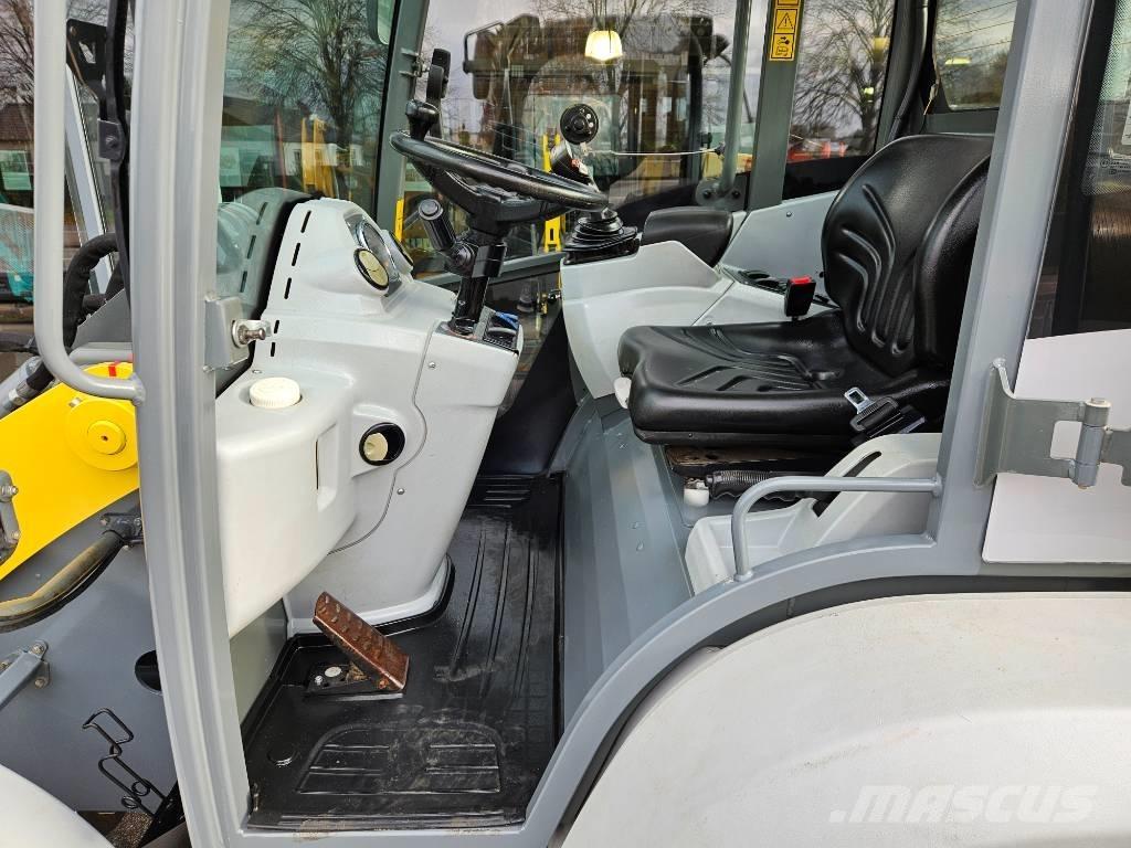 Kramer 5055 Kolesni nakladalci