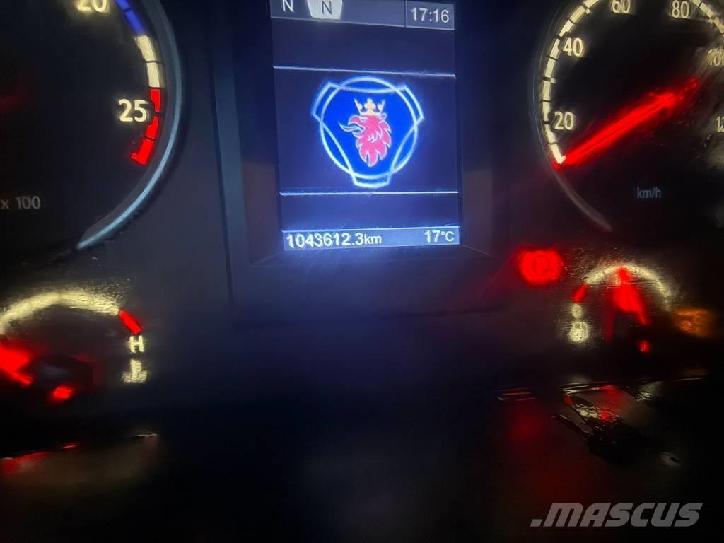 Scania G 420 Tovornjaki s ponjavo