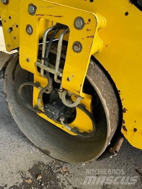 Bomag BW 120 AD-5 Dvojni valjarji
