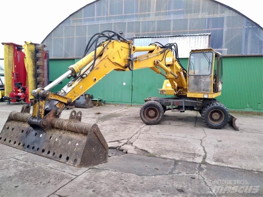 Atlas 1304 Bagri na kolesih