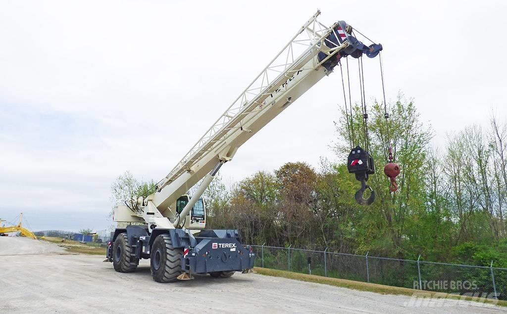 Terex RT780 Avtodvigala