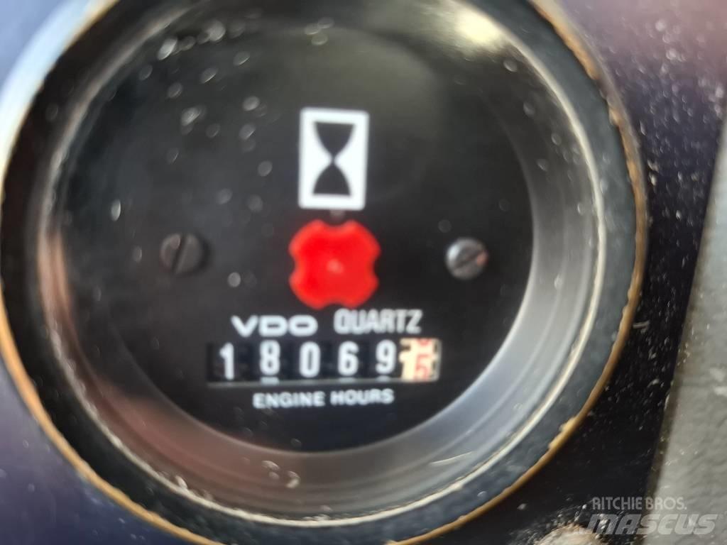 Volvo L70B Kolesni nakladalci