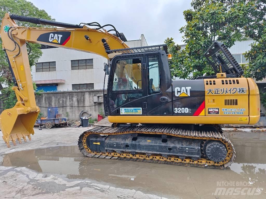 CAT 320 D2 Bagri goseničarji