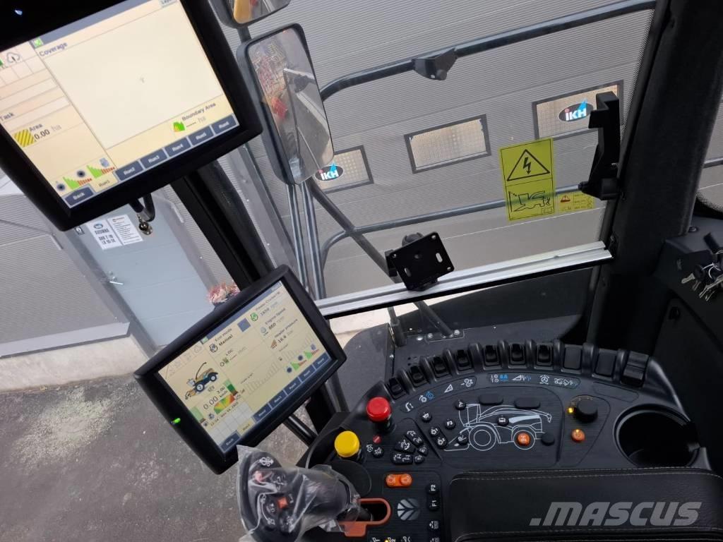 New Holland FR 920 Stroji za krmo na lastni pogon