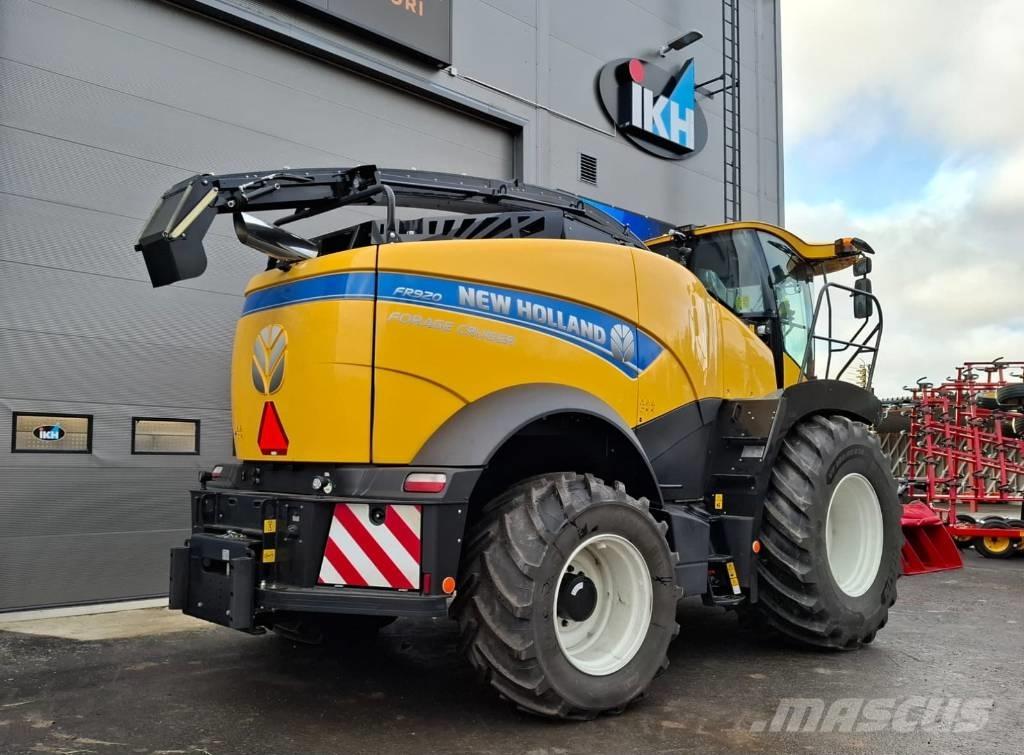 New Holland FR 920 Stroji za krmo na lastni pogon