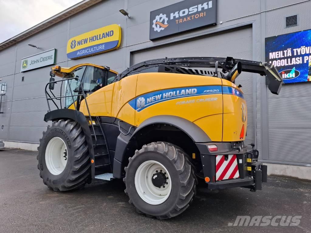 New Holland FR 920 Stroji za krmo na lastni pogon