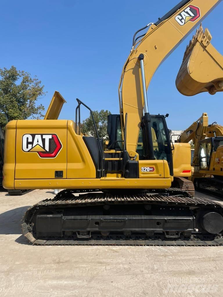 CAT 320 GC Bagri na kolesih