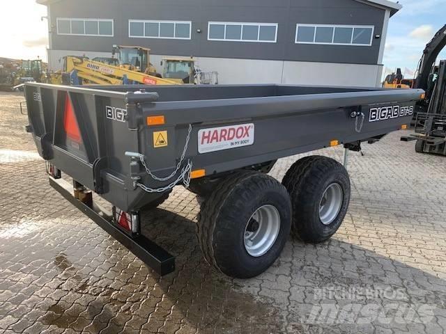 Bigab T8 vagn Bagri na kolesih