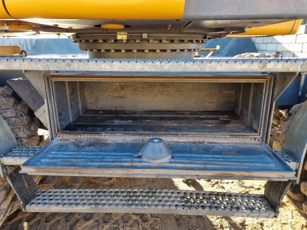 Liebherr A 918 Bagri na kolesih