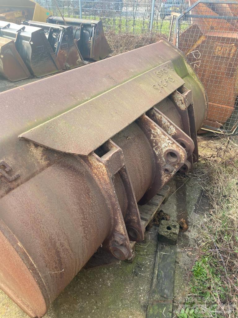 CAT 953 Žlice