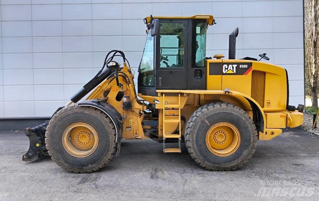 CAT 930 H Kolesni nakladalci