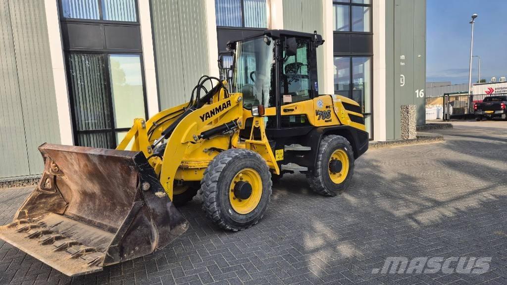 Yanmar V70s Kolesni nakladalci