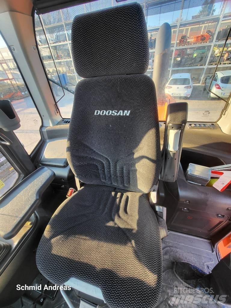 Doosan DL 200-5 Kolesni nakladalci