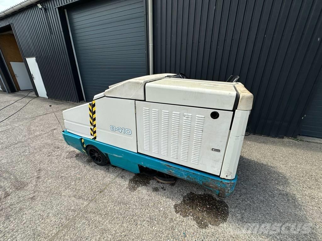 Tennant 8410 Cestni pometači