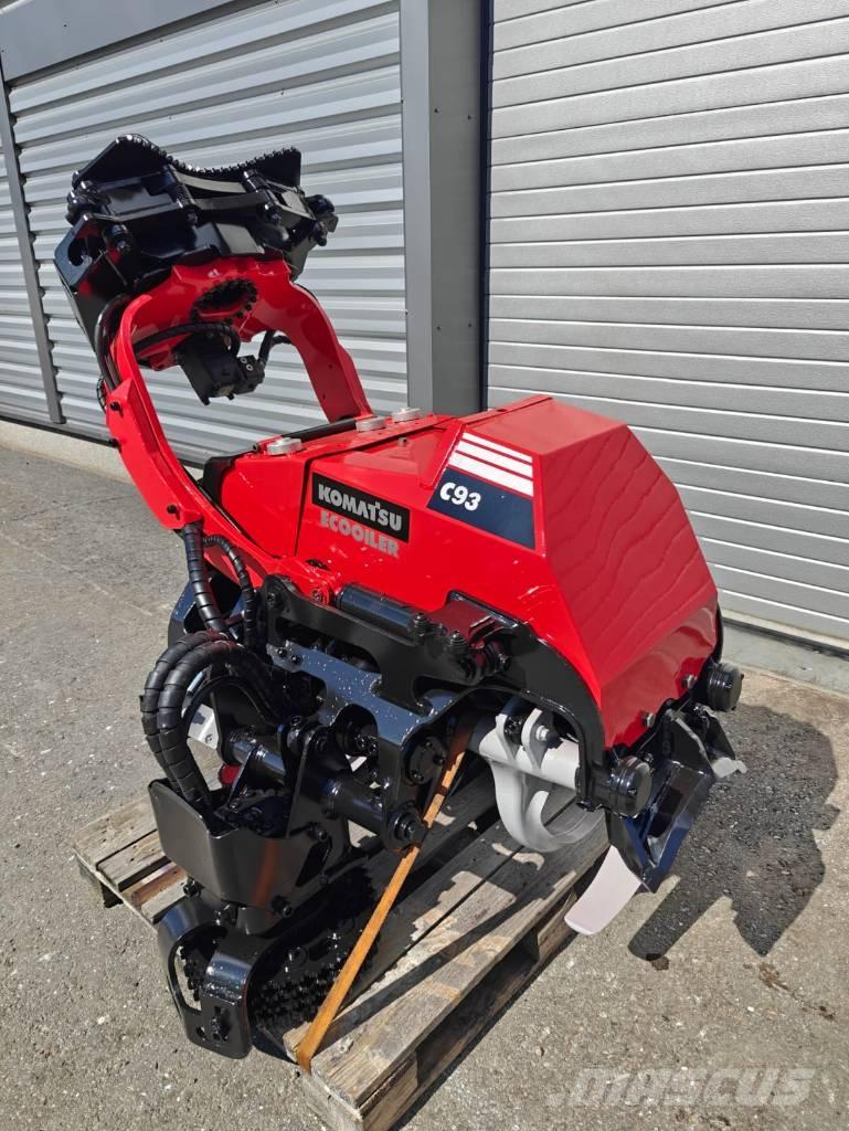 Komatsu C 93 Glave za kombajne