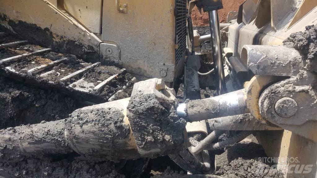 CAT D 9 R Buldožerji goseničarji