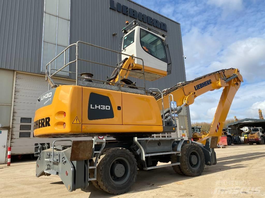 Liebherr LH 30 M Bagri za prekladanje primarnih/sekundarnih surovin