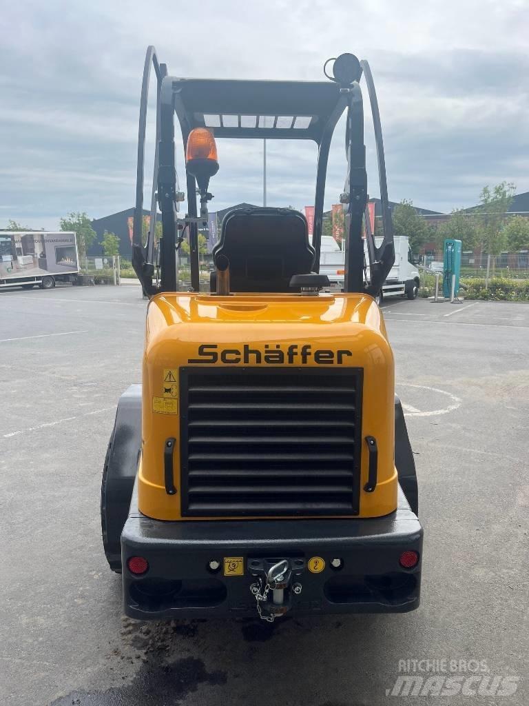 Schäffer 2445S Mini nakladalci