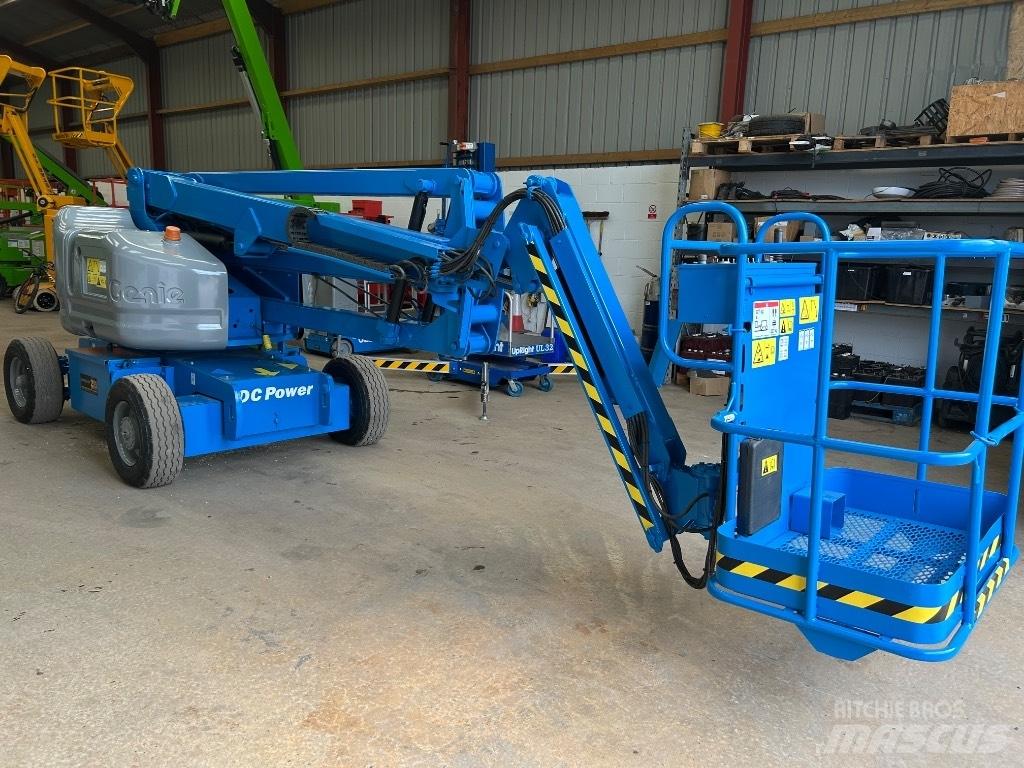 Genie Z45/35J DC Zglobne dvižne ploščadi