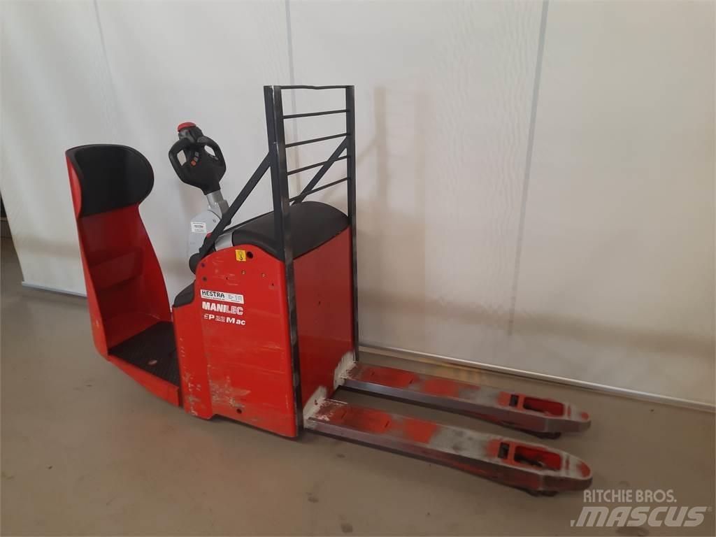 Manitou EP22M PFF Električni nizko dvižni viličar s stojiščem