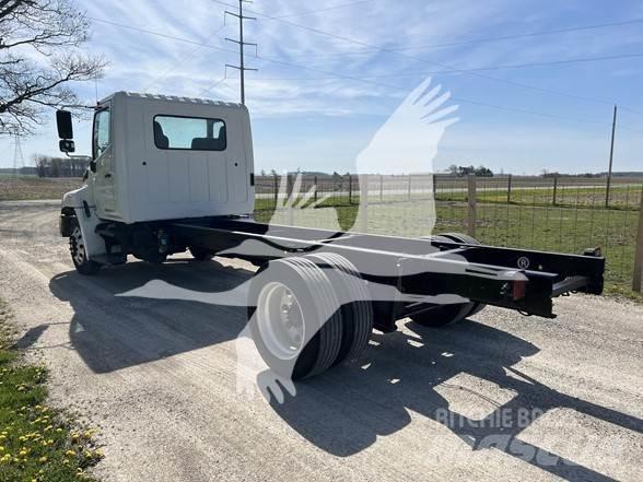 Hino 238 Tovornjaki-šasije