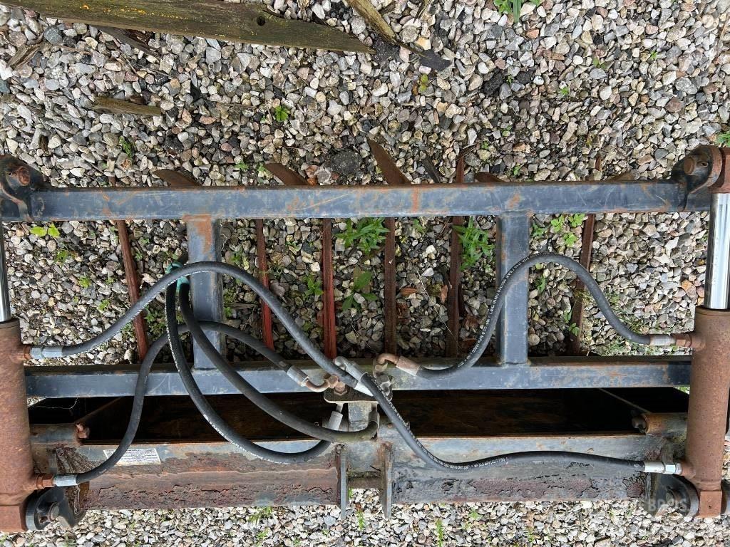 Schäffer HL Drugi priključki za nakladanje in kopanje