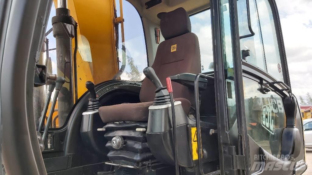 JCB JS 130 LC Bagri goseničarji