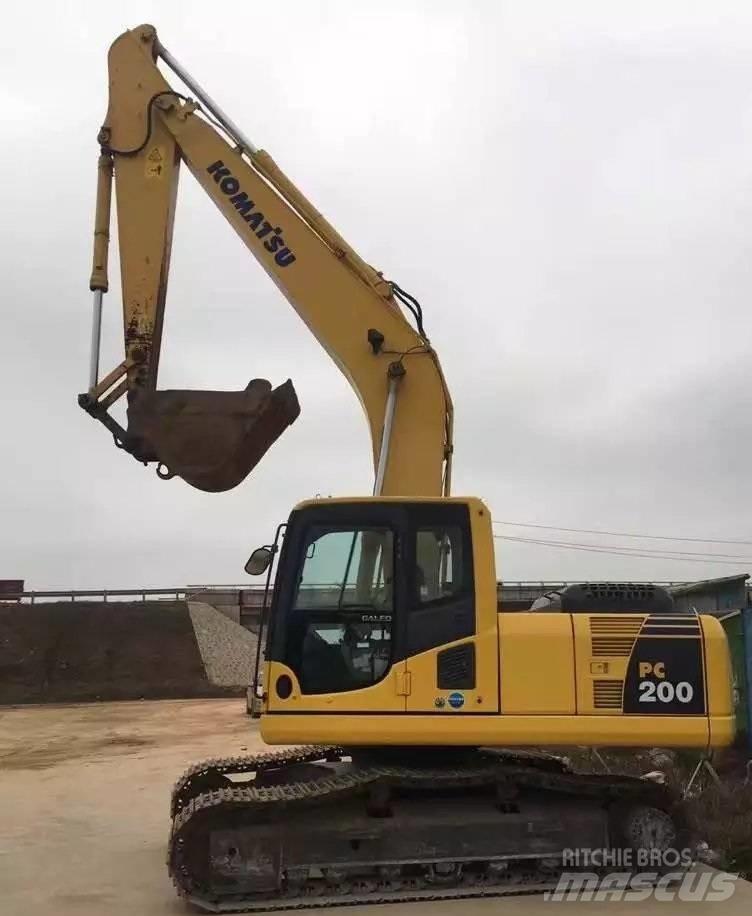 Komatsu pc200-8 Bagri goseničarji