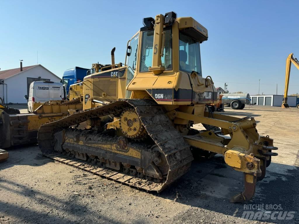 CAT D 6 N LGP Buldožerji goseničarji