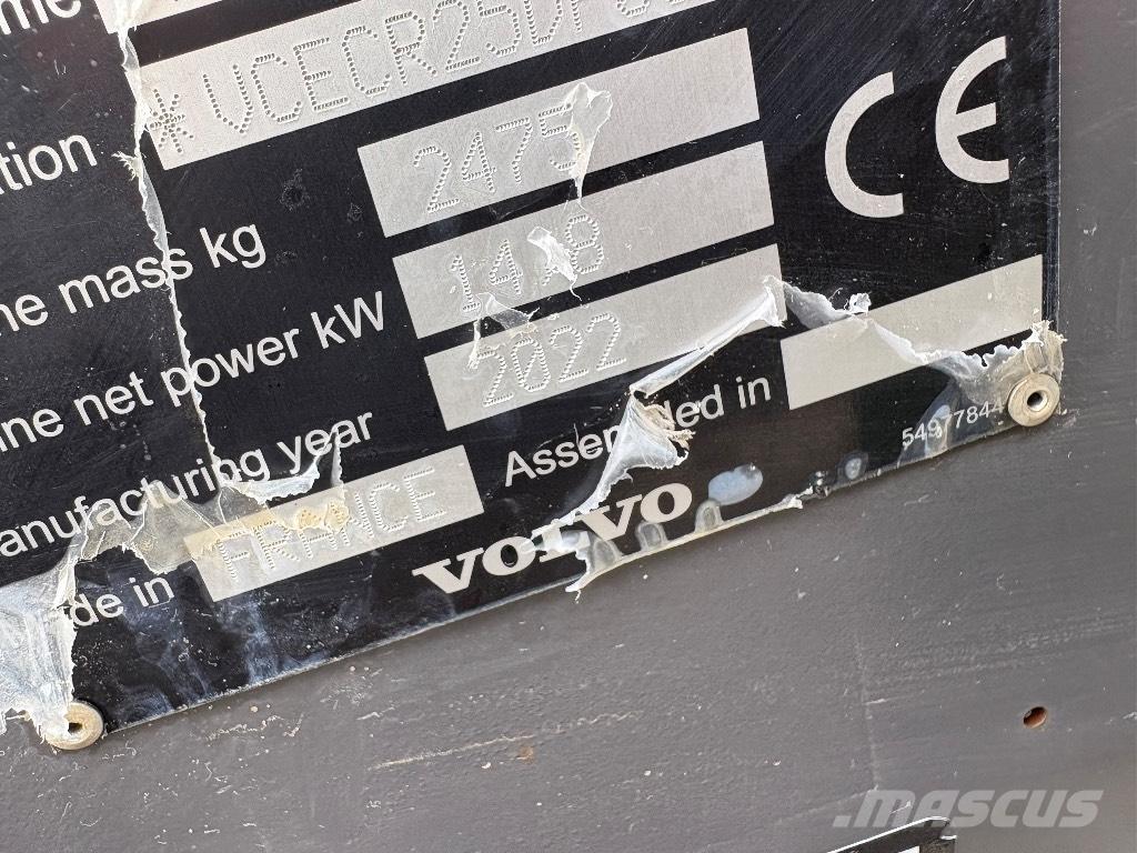 Volvo ECR 25 D Mini bagri <7t