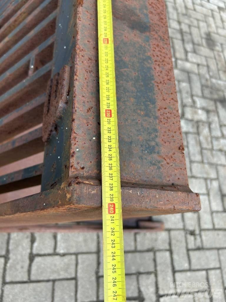 Volvo Puin Bak Presejalne žlice