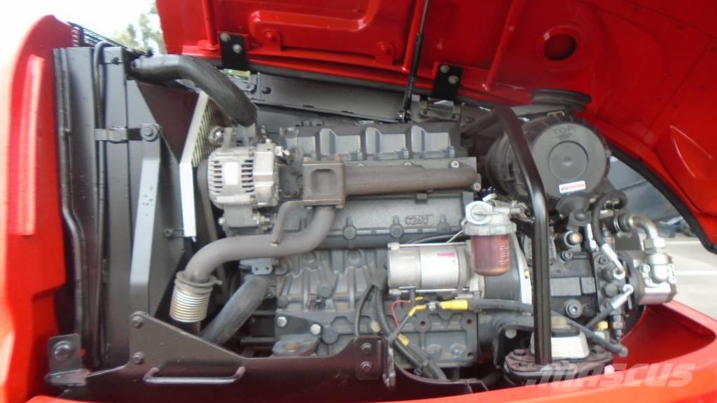 Manitou 200 ATJ Zglobne dvižne ploščadi